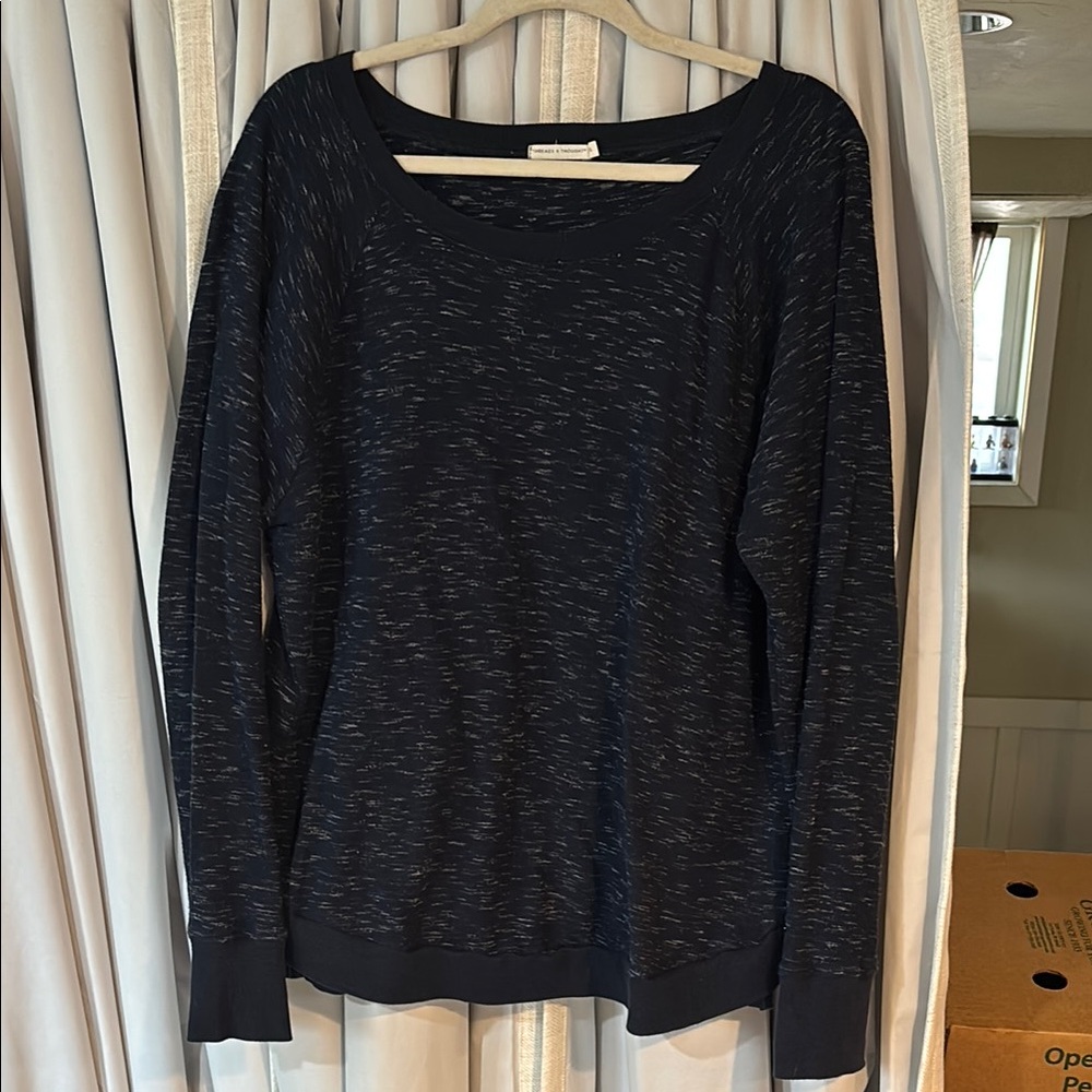 Women's Black Long Sleeve Top